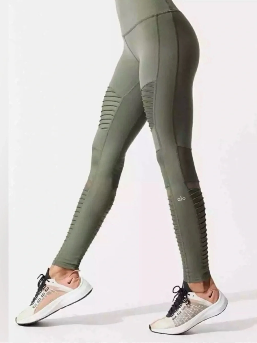 ALO Yoga High-Waisted Moto Legging Dark Olive Green Size M